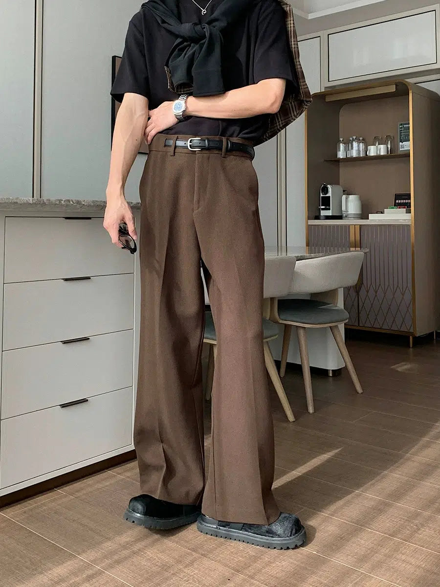 Relaxed Fit Pleated Trousers