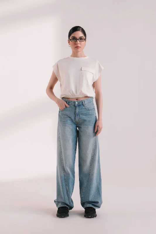 Super Cropped T-Shirt With Pocket Detail